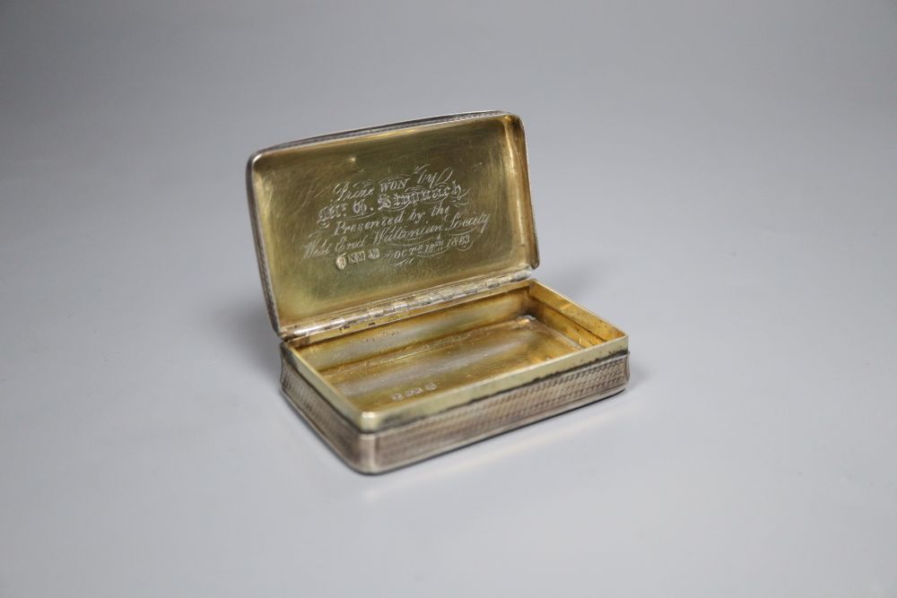 A William IV engine turned silver rectangular snuff box, Nathaniel Mills, Birmingham, 1830, 72mm (a.f.).